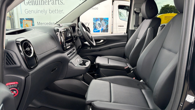 Mercedes-Benz Vito L2 Diesel Rwd 119CDI Select Crew Van 9G-Tronic - Image 16